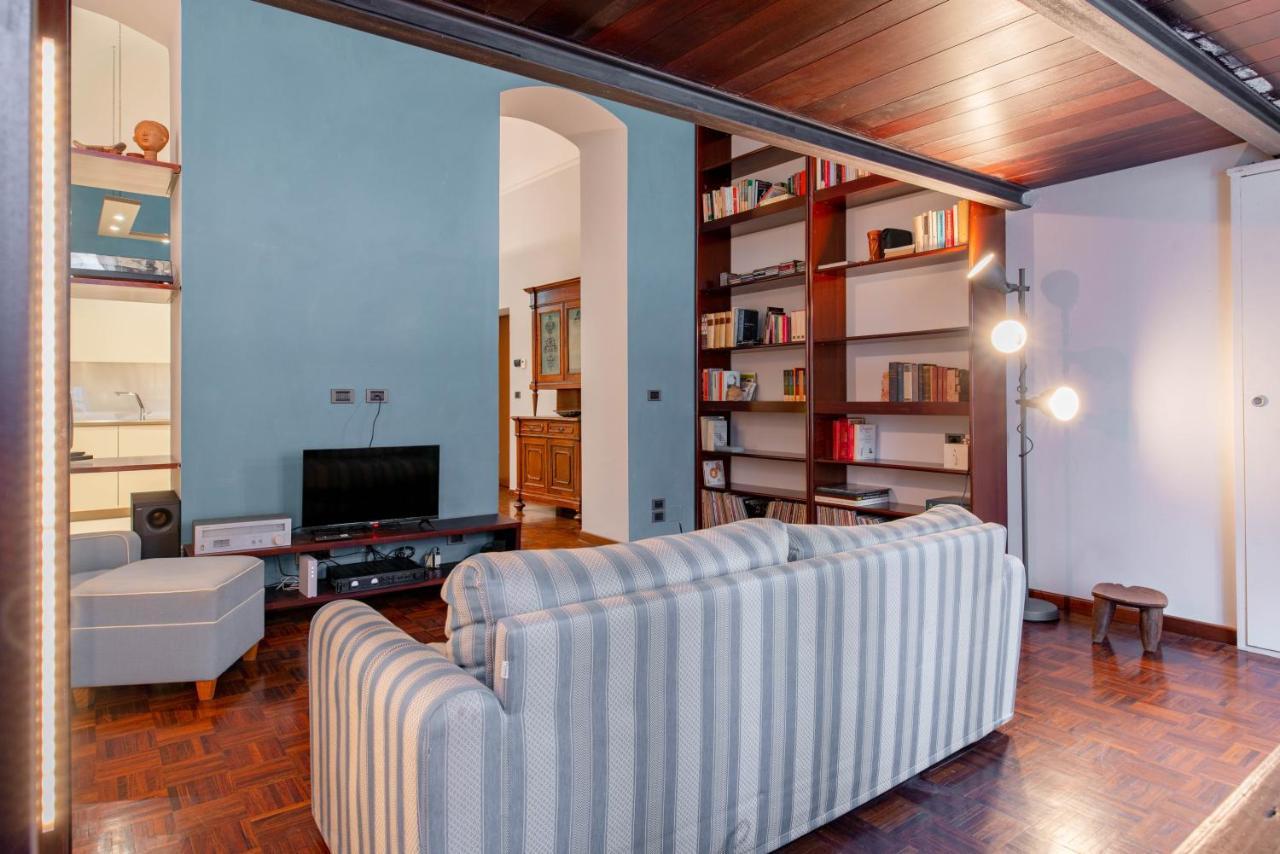 In Centro, 5 Posti Letto: Ca' Cybeles Apartment Turin