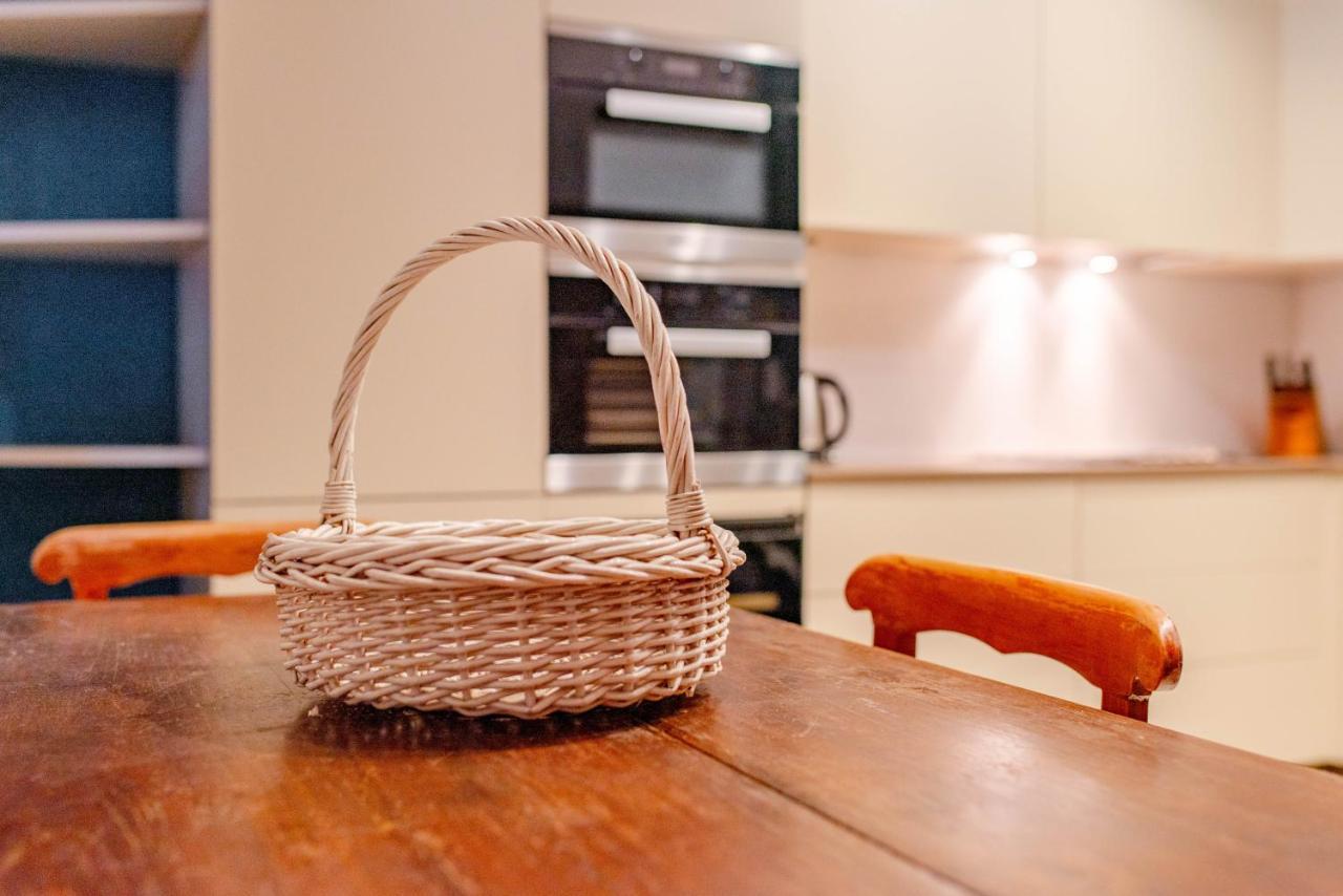 In Centro, 5 Posti Letto: Ca' Cybeles Apartment *